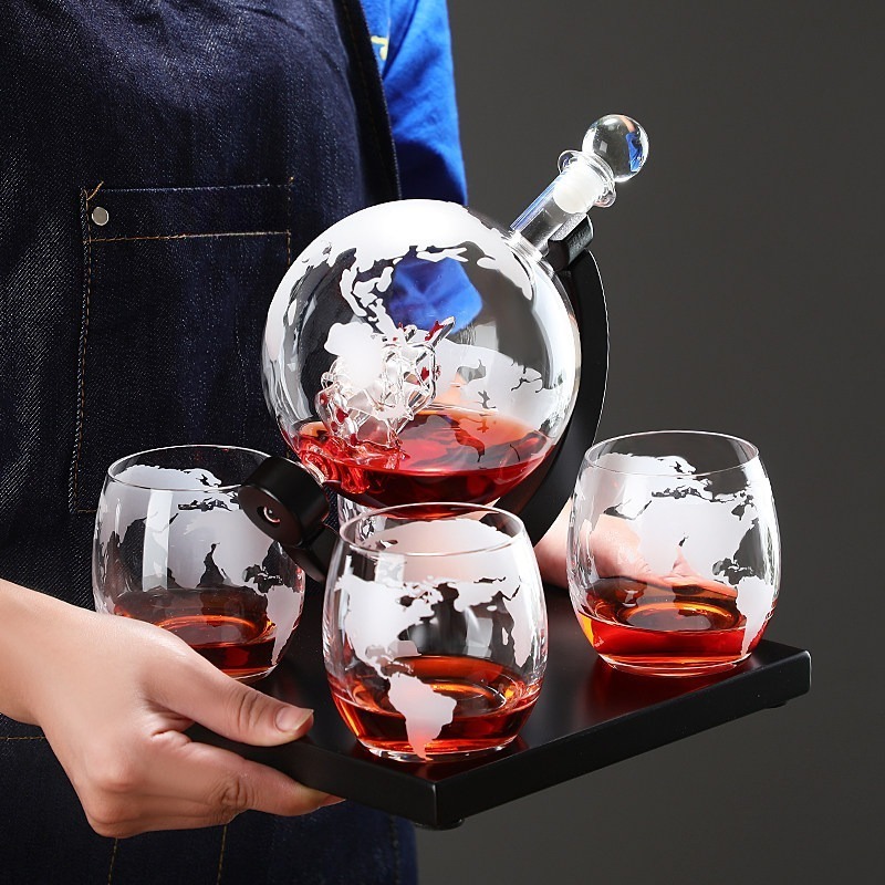 Dekoratives Globus-Weindekante – Decanter Globe Set Bewertung und Preis